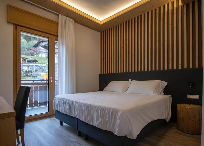 Cridola Dolomiti Experience מלון 3*