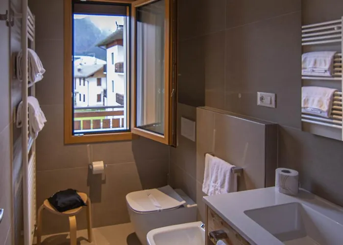 מלון Cridola Dolomiti Experience Lorenzago Di Cadore